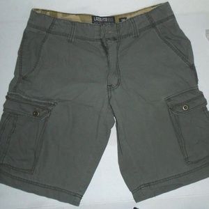 Utility Workwear Cargo Well Worn Distress Shorts